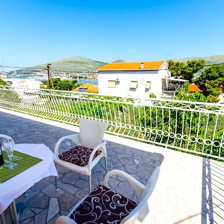Apartments Ivana Trogir Zewnętrze zdjęcie