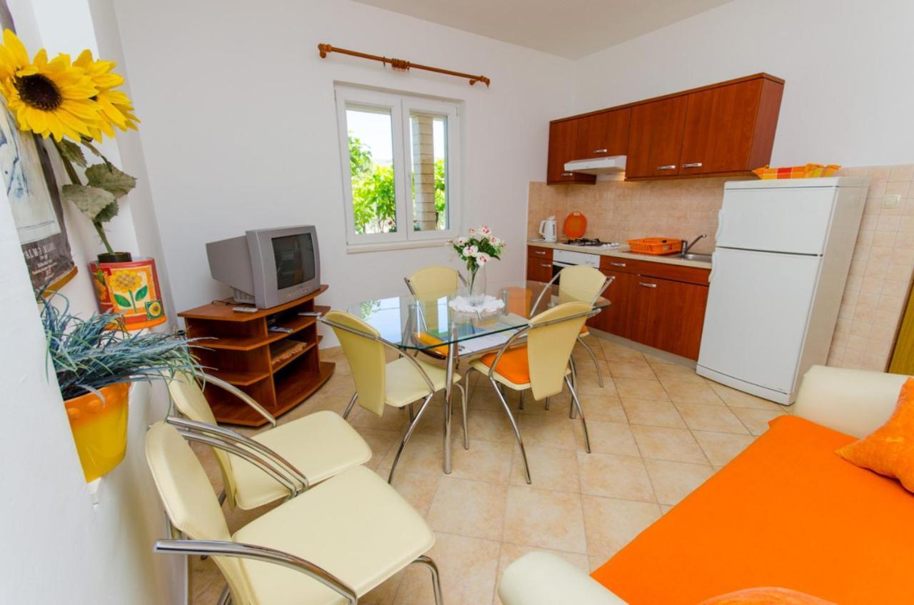 Apartments Ivana Trogir Zewnętrze zdjęcie