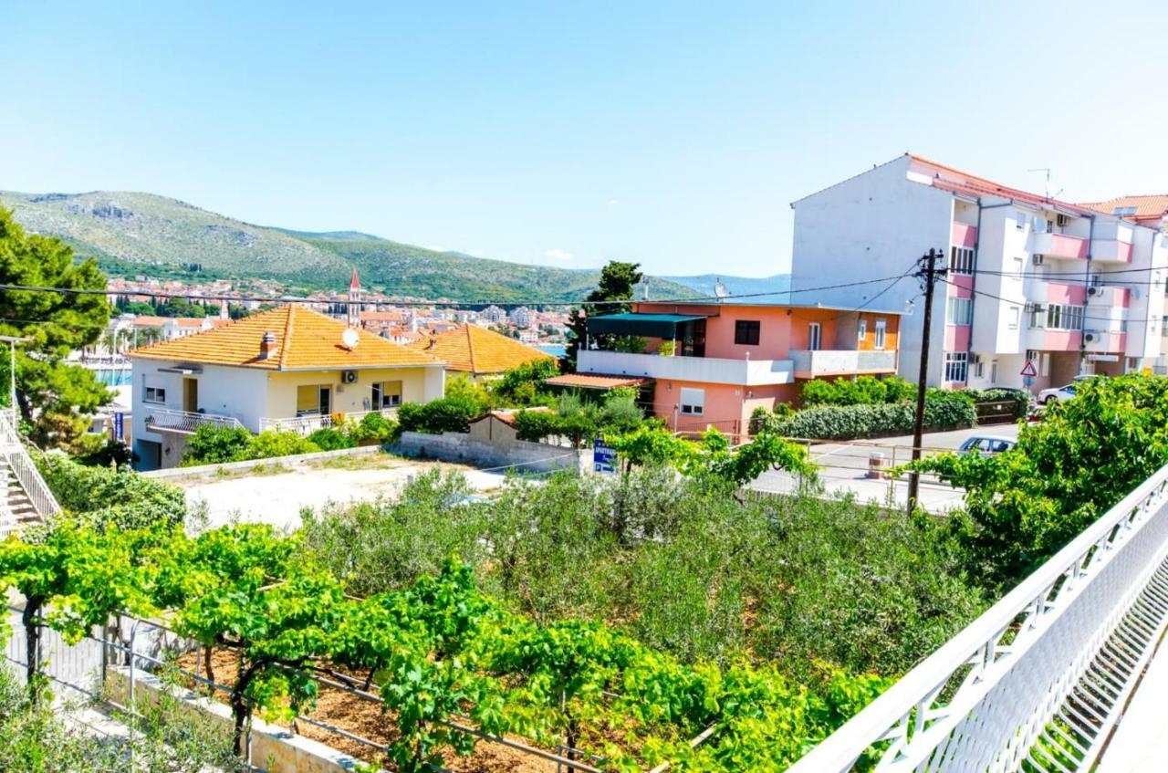 Apartments Ivana Trogir Zewnętrze zdjęcie